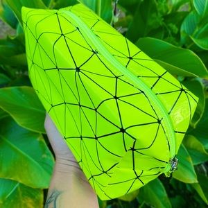 ✨ NEON GREEN makeup bag✨